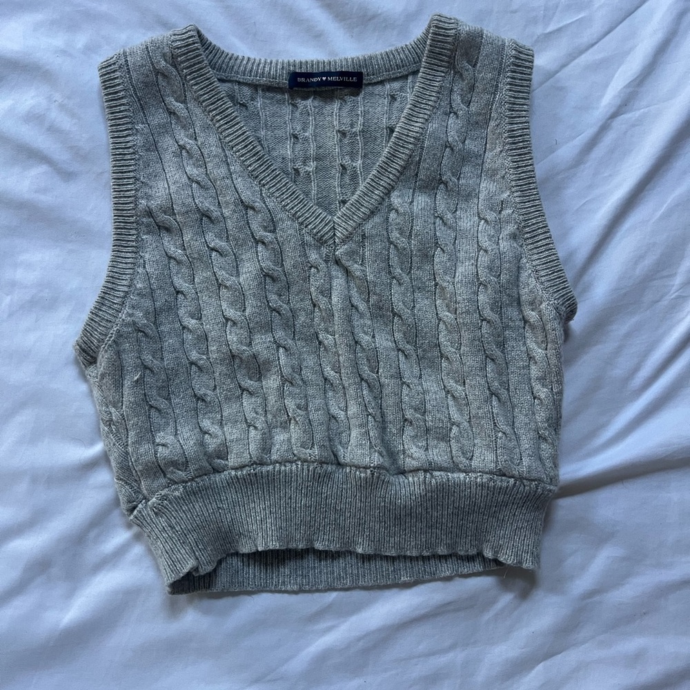 Brandy Melville Gray V-Neck Cable Knit Sweater